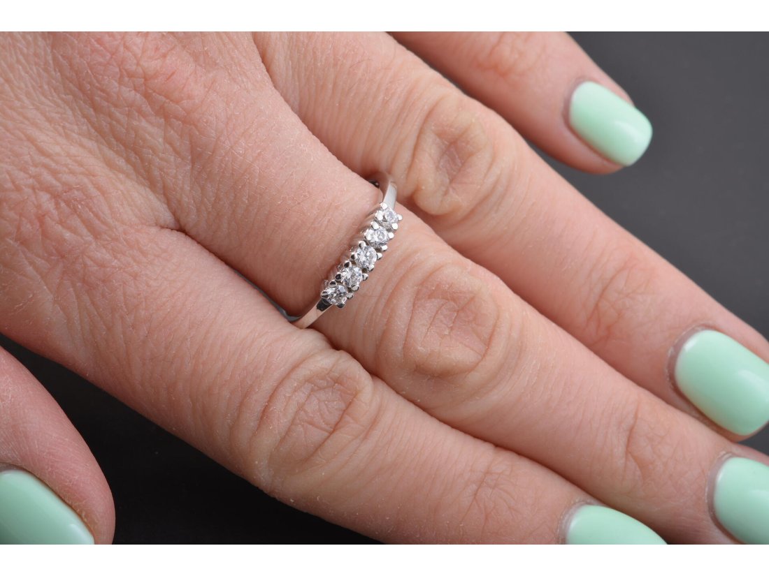 Жіноча каблучка - Багира