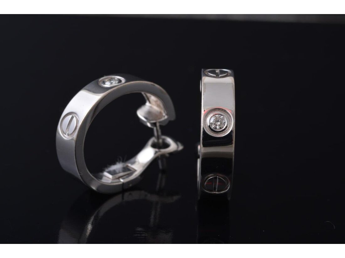 Сережки у стилі Cartier із діамантами - Фото3 Сережки у стилі Cartier із діамантами - Купити