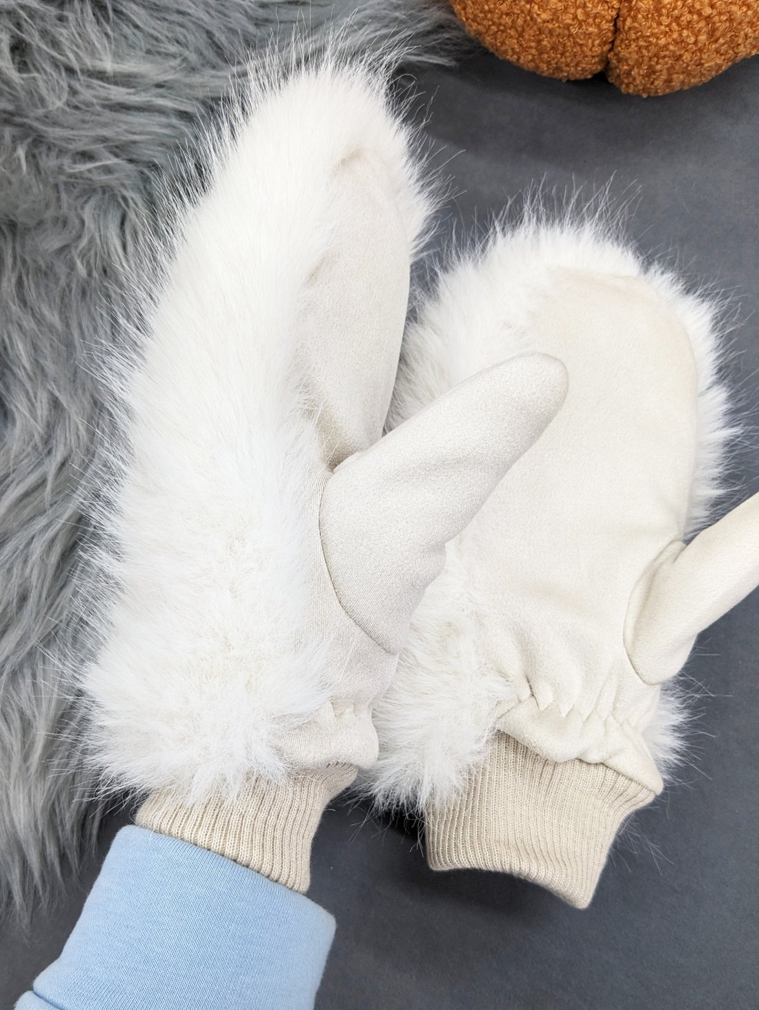 М’які зимові рукавиці з хутром усередині INNOE 85005-1 Білий