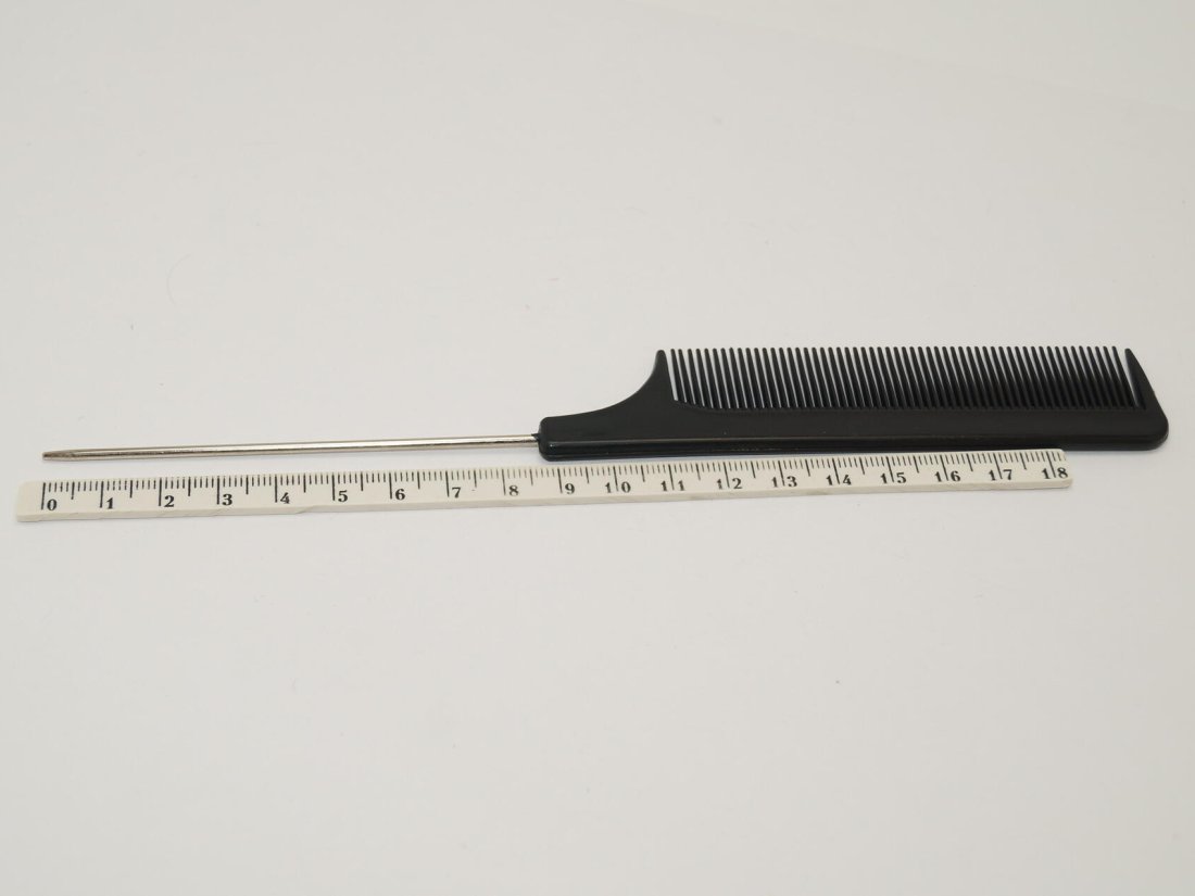 Расчёска со спицей. - Кристалік