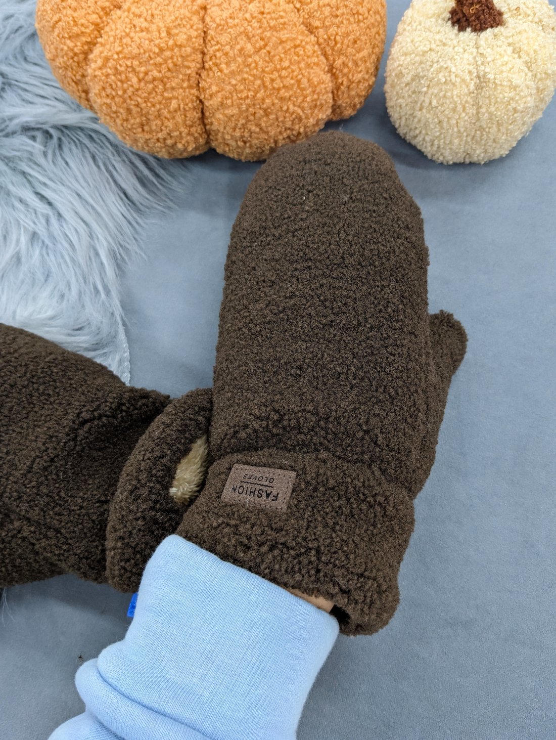 М’які рукавиці з ефектом плюшу — комфорт і стиль для холодних днів INNOE 85005-3 Шоколадний