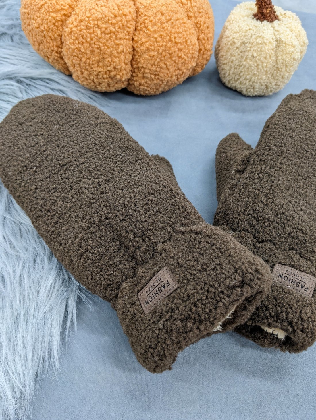 М’які рукавиці з ефектом плюшу — комфорт і стиль для холодних днів INNOE 85005-3 Шоколадний