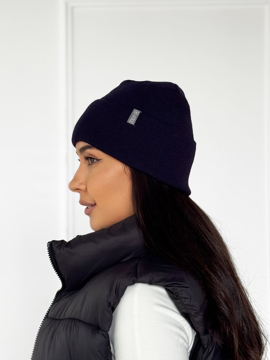 Жіноча шапка класичного фасону INNOE 950118-1 Темно-синій