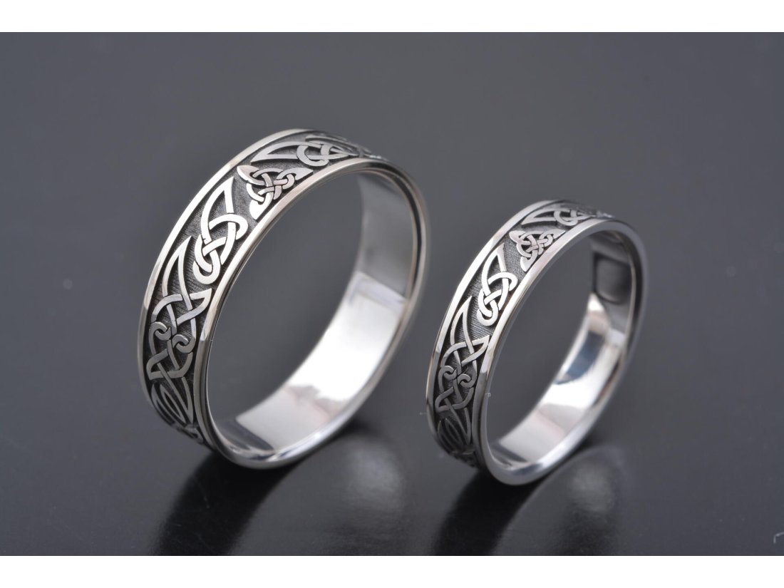 Обручки із візерунком &quot;Триєдність&quot; біле золото