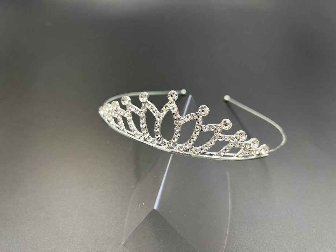 Діадема. Висота 3см.