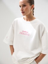 Футболка стану Любові з принтом "Сповнена любовʼю", білого кольору - 987 - товари що змінюють свідомість