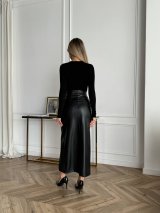 Чорна класична жіноча спідниця олівець 300033-3