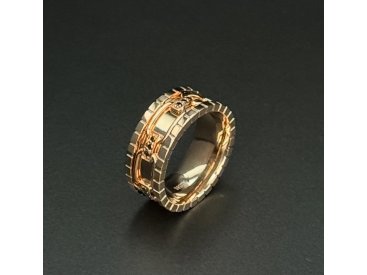 Перстень з чорними діамантами - Фото Перстень з чорними діамантами - Купити