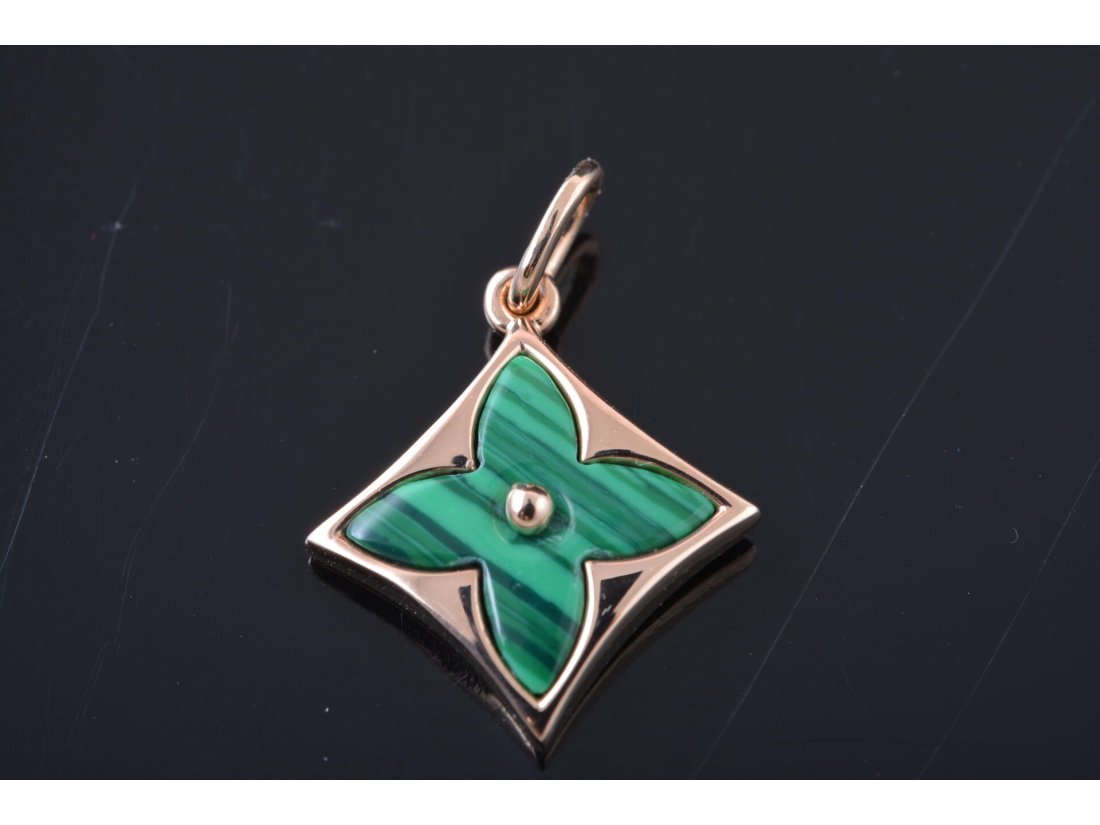 Підвіс з малахітом у - Купити