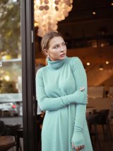 Стильна довга сукня-гольф з ангори 270384-4 - Innoe