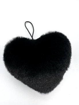 Брелок у вигляді хутряного обʼємного сердечка Чорний - Купити