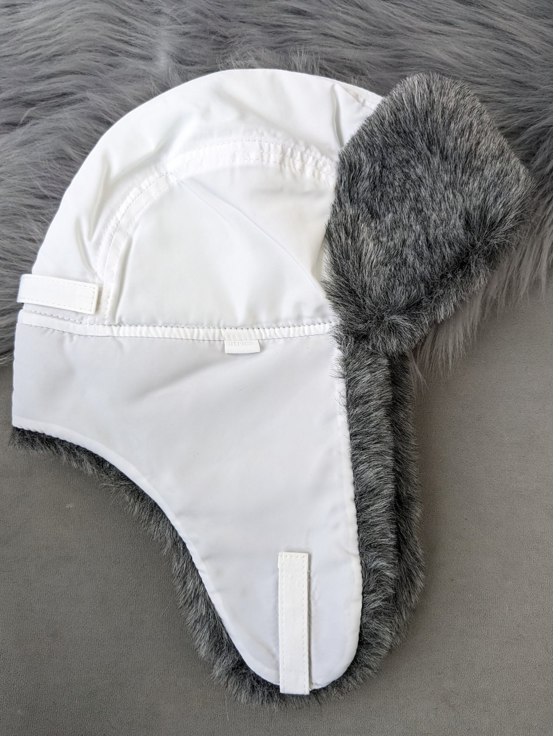 Шапка-вушанка жіноча “Winter Comfort” INNOE 950002-1 Білий