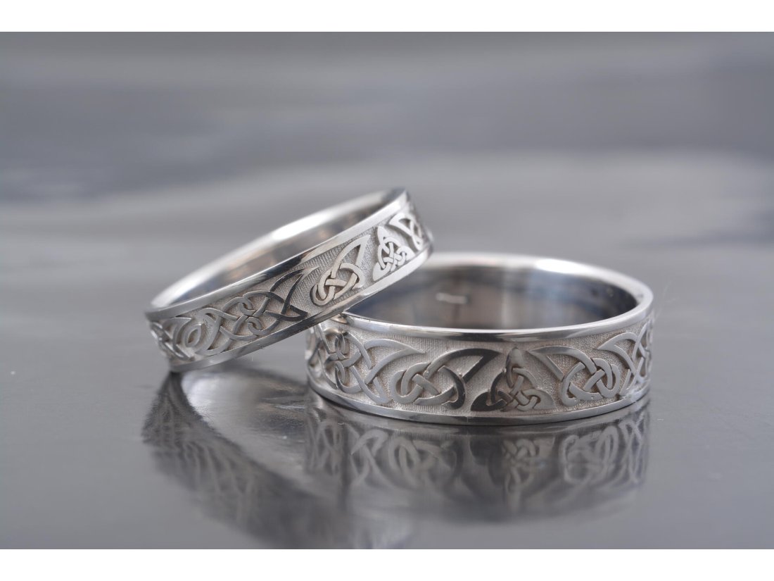 Обручки із візерунком &quot;Триєдність&quot; біле золото