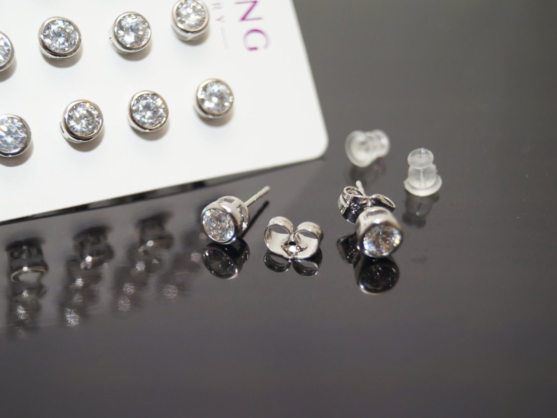 Сережки-Гвоздики XUPING.