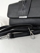 Трендова сумка кросбоді з фактурою та тисненням INNOE 3528313-1 Чорний