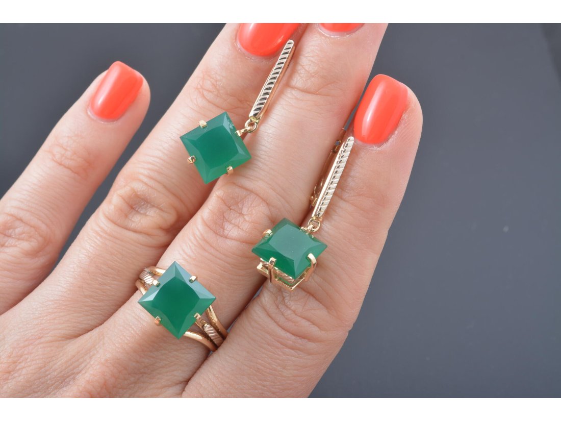 Гарнітур із зеленим агатом - Купити