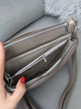 Містка сумка з великою зовнішньою кишенею і практичним дизайном INNOE 350010-1 Бежевий