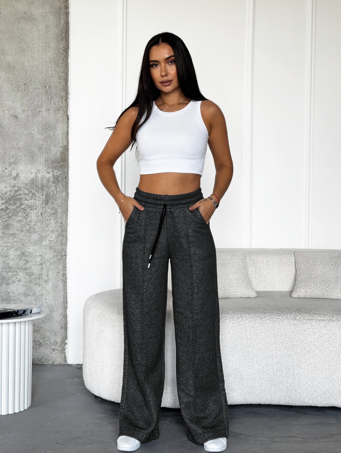 Жіночі теплі штани вільного крою з турецької тринитки INNOE 300031-2 Чорний