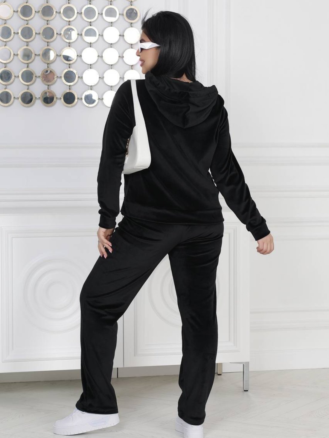 Жіночий трендовий велюровий спортивний костюм 300006-2 Чорний