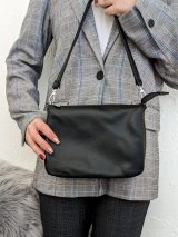 Стильна зручна сумка з екошкіри INNOE 350011-2 Чорний - Innoe