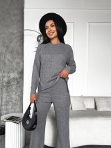 В’язаний костюм з дизайнерськими деталями INNOE 210370-1 Сірий