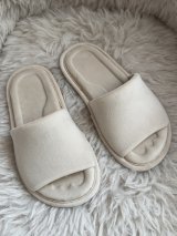 Анатомічні домашні капці Family story молочного кольору із відкритим Barefoot носком