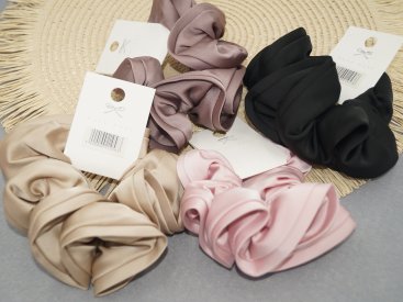 Резинки для волосся. Об'ємні з кантиком. - Купити