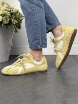Легкі жіночі кросівки casual із натуральної замші INNOE 777570-2 Жовтий