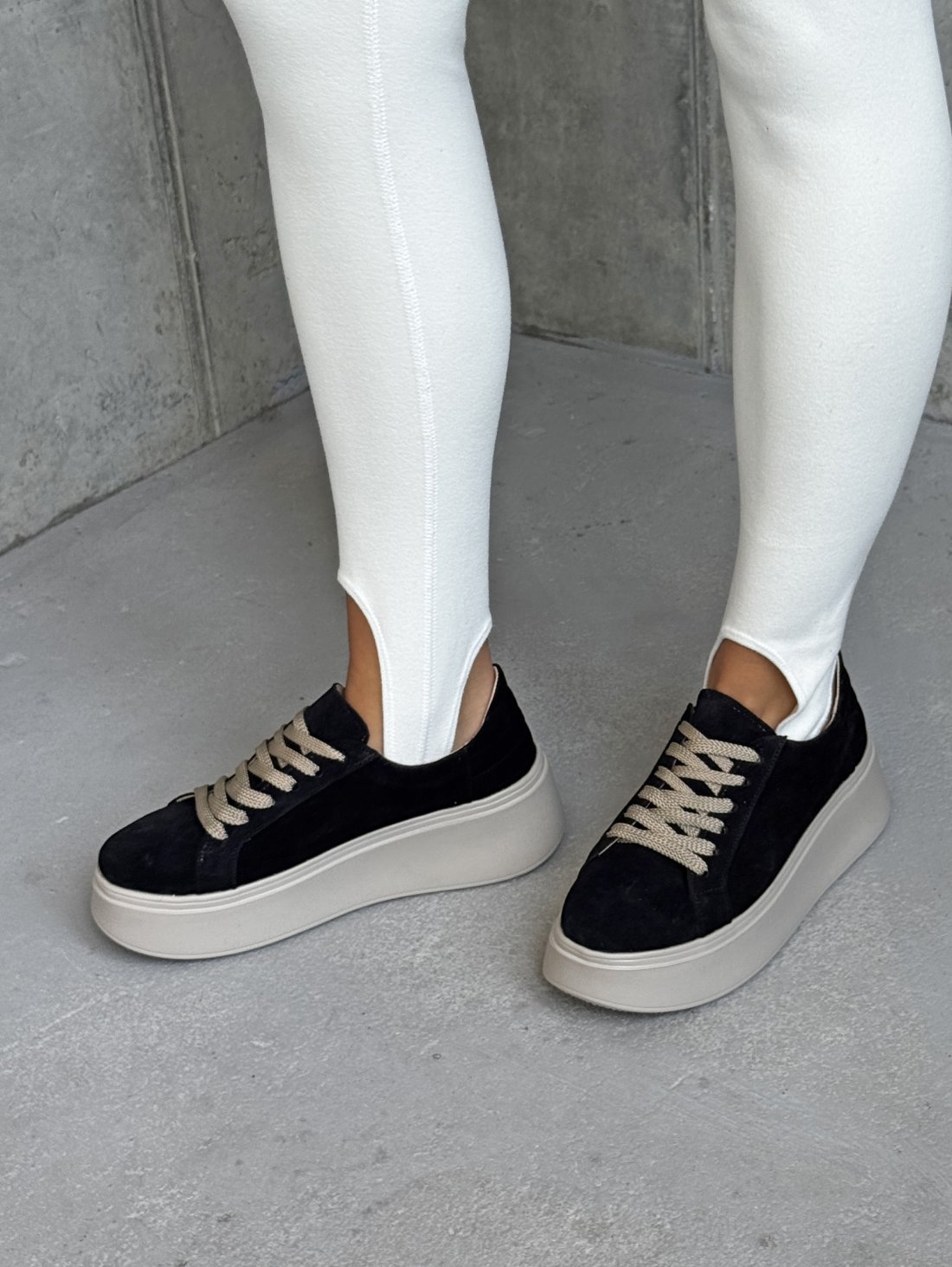 Кросівки casual чорний замш INNOE 777526-2 Чорний