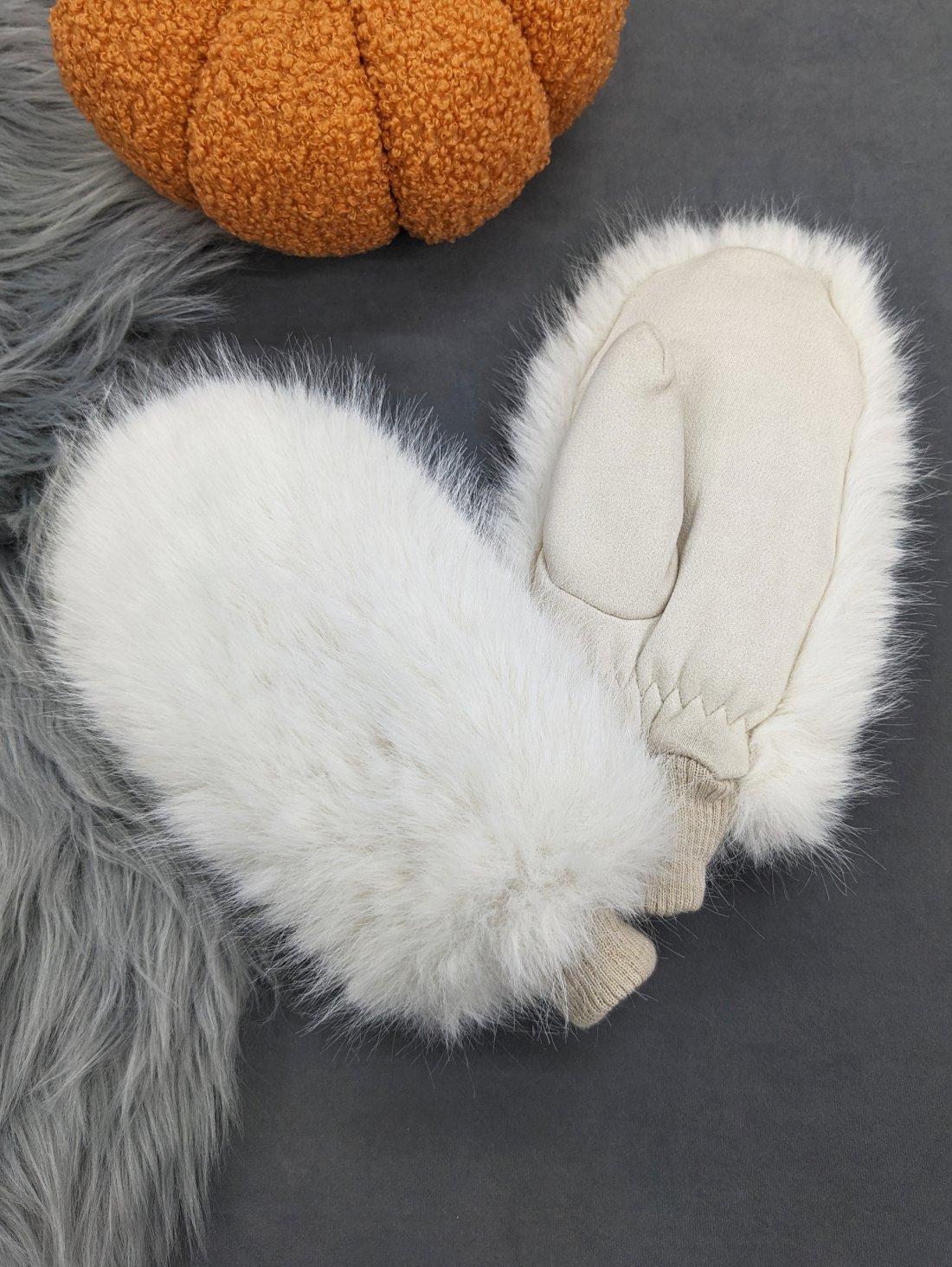 М’які зимові рукавиці з хутром усередині INNOE 85005-1 Білий