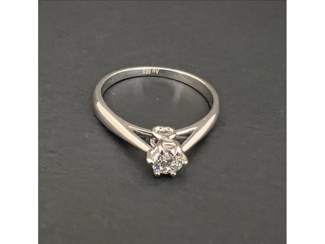 Каблучка з діамантом - Фото1 Каблучка з діамантом