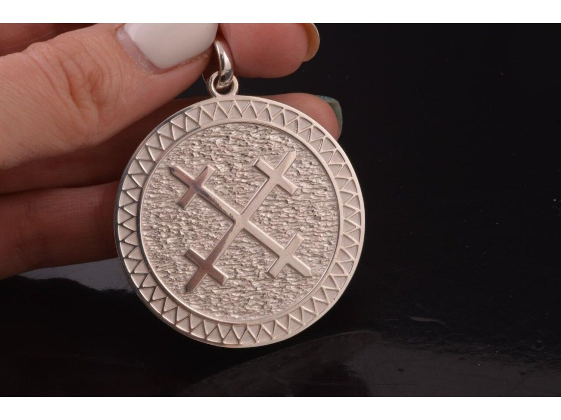 Підвіс "Герб із оберігом" - Фото3 Підвіс "Герб із оберігом" - Купити