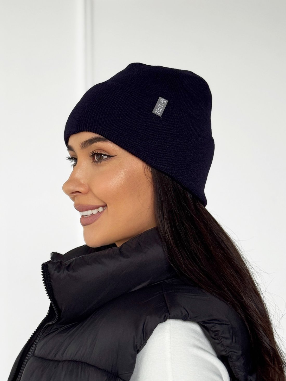 Жіноча шапка класичного фасону INNOE 950118-1 Темно-синій