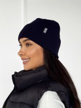 Жіноча шапка класичного фасону INNOE 950118-1 Темно-синій