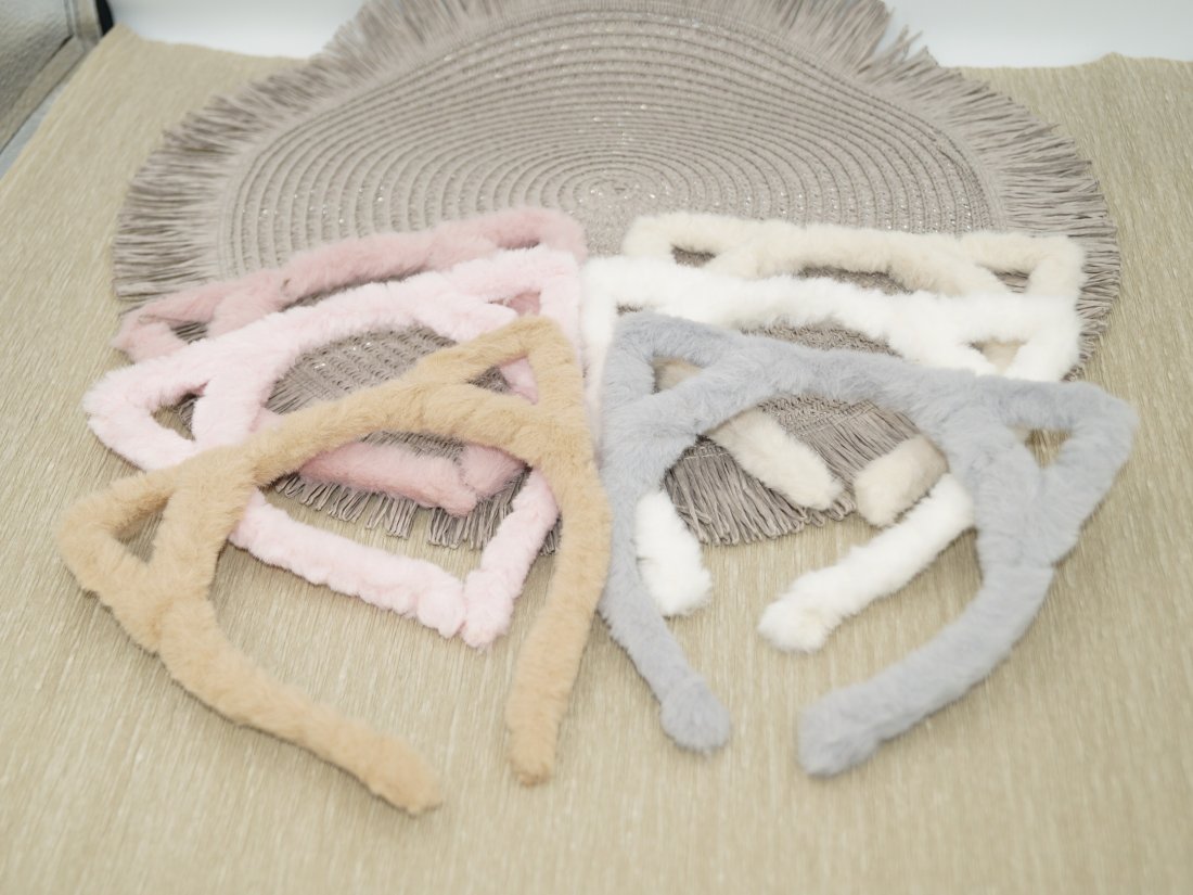 Обруч з вушками. Хотряні.