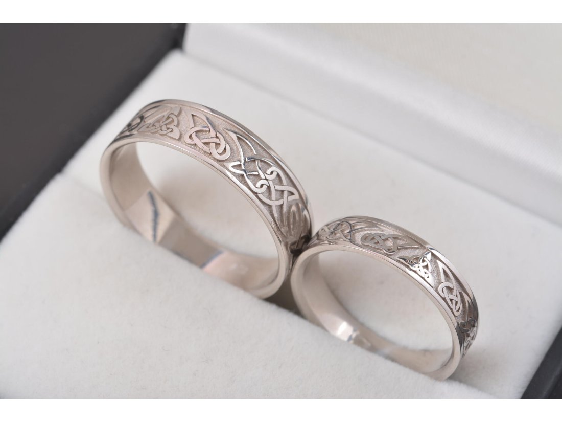 Обручки із візерунком &quot;Триєдність&quot; біле золото - Багира