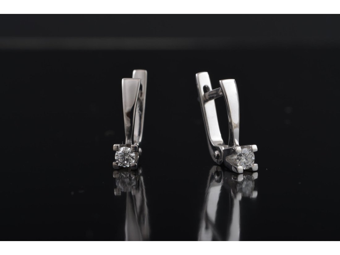 Сережки із діамантами