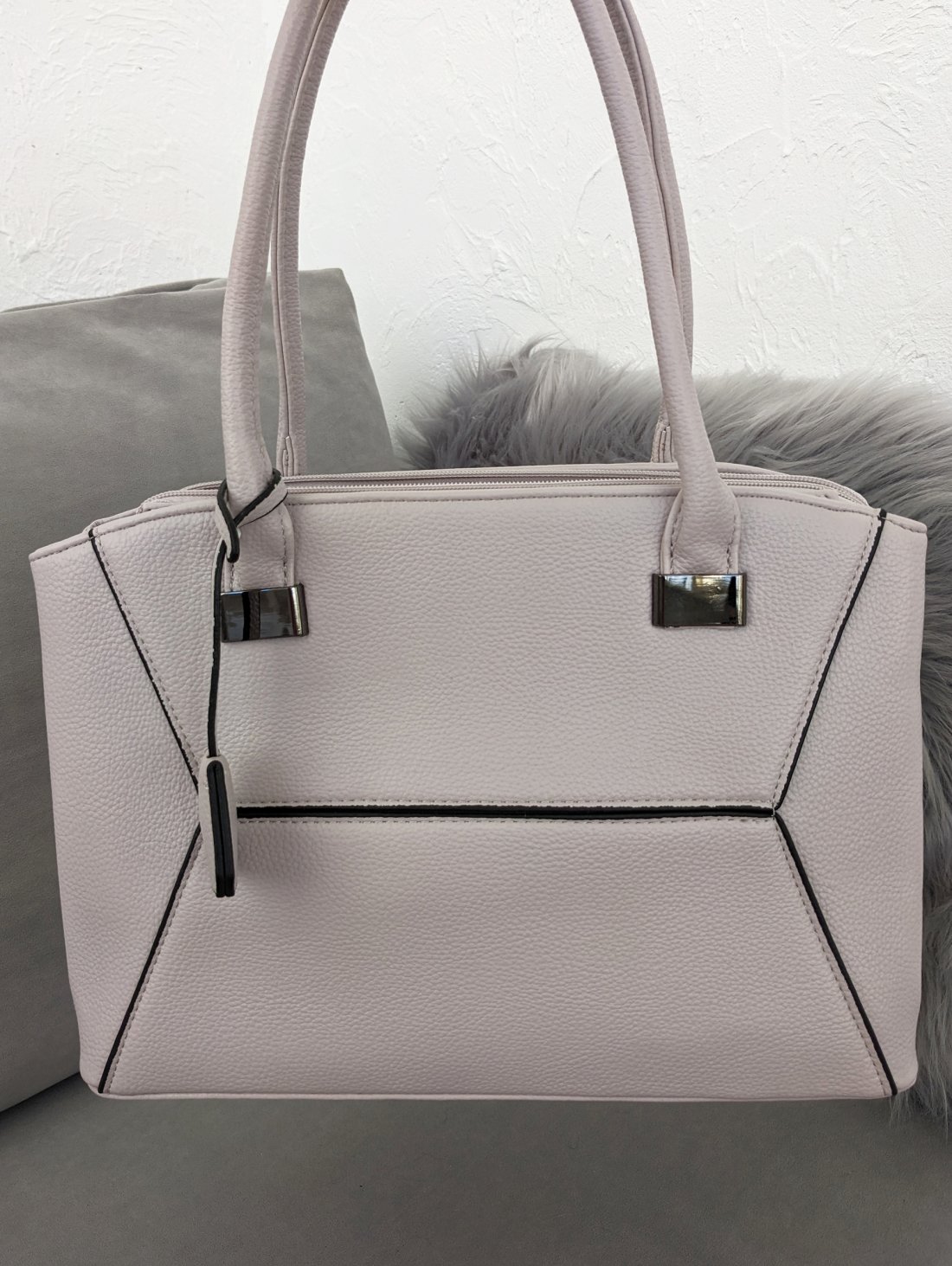 Стильна сумка Clean Style для щоденних та ділових образів INNOE 350012-2 Світло-сірий