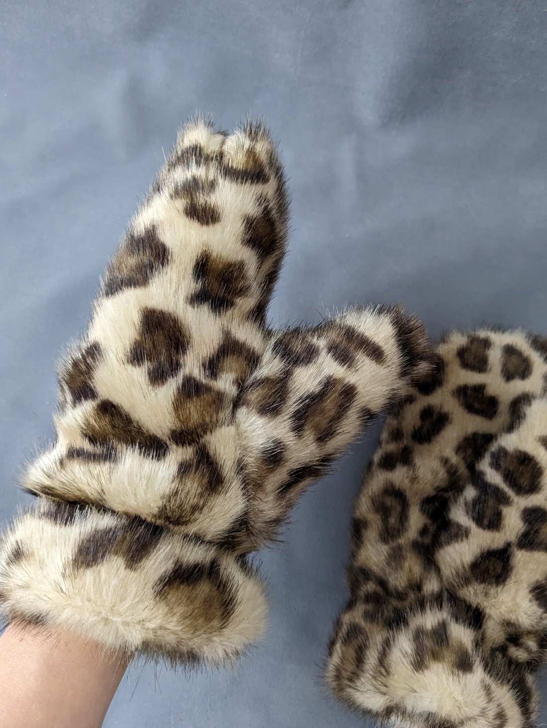 Зимові рукавиці з штучного хутра з принтом леопард INNOE 85005-4 Леопардовий