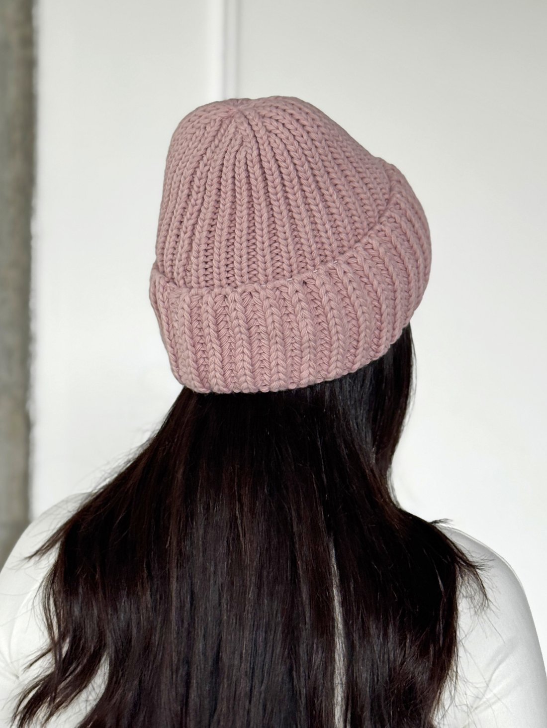 Жіноча шапка на флісі з трендовим дизайном INNOE 950234-1 Світло-пудровий