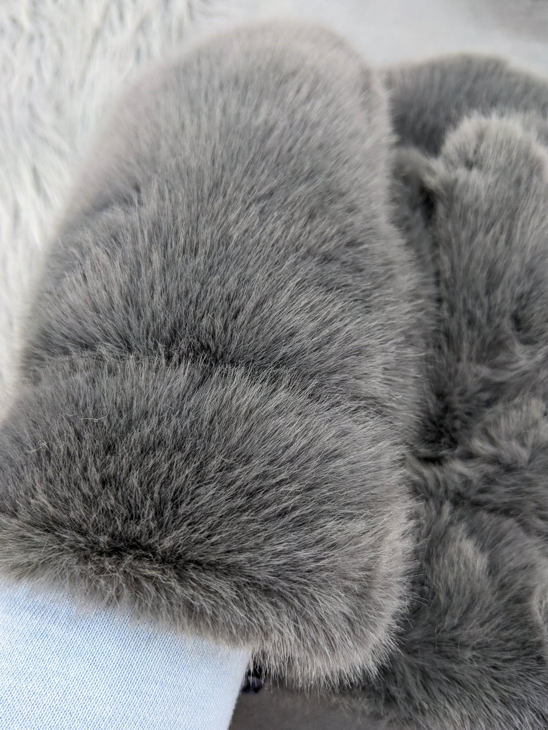 Затишні рукавички з хутра «Зимовий комфорт» INNOE 85005-2 Темно-сірий