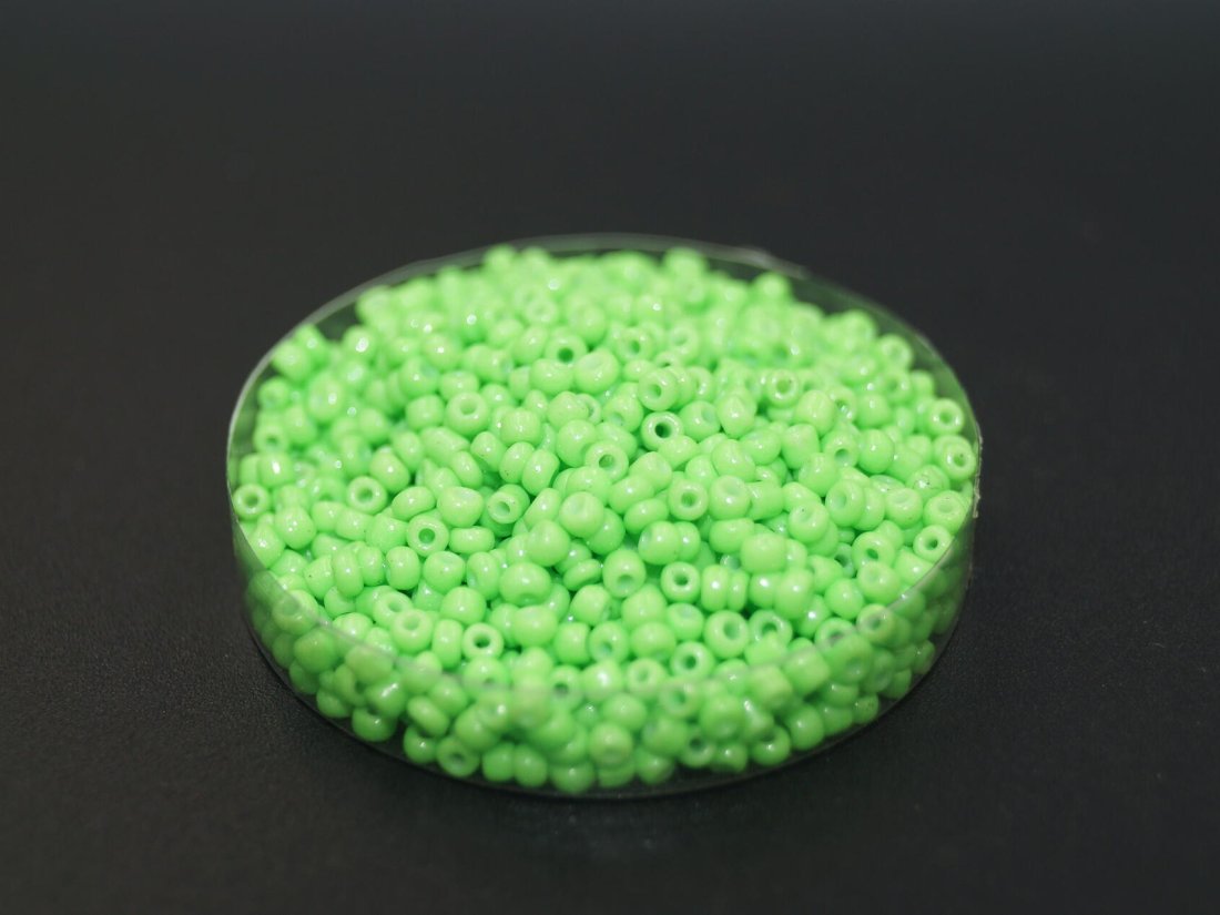 Бісер дрібний,№ 12. Китайський. 450 грам.