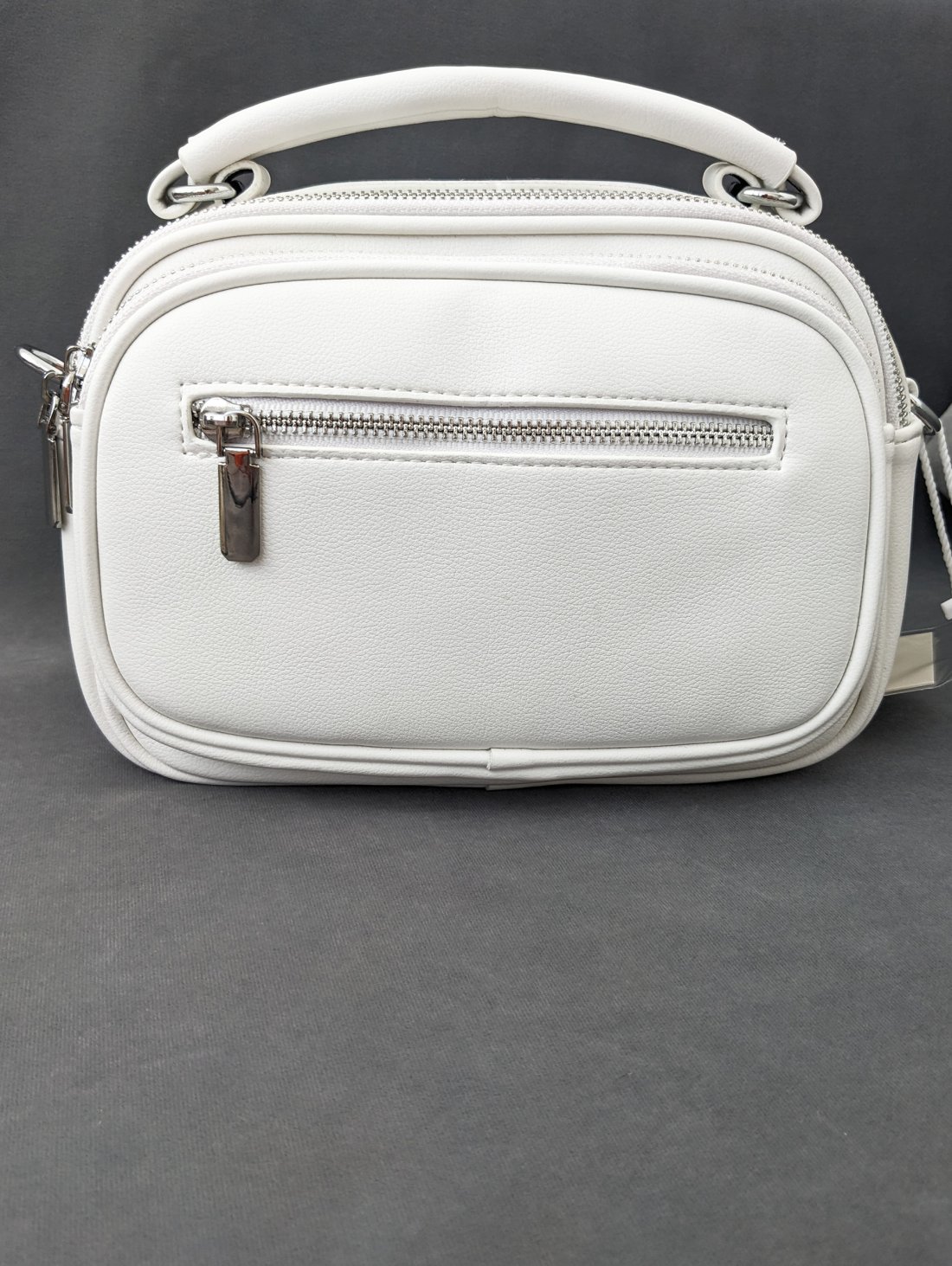 Жіноча компактна сумка з ручкою та кількома відділеннями INNOE 350016-1 Білий