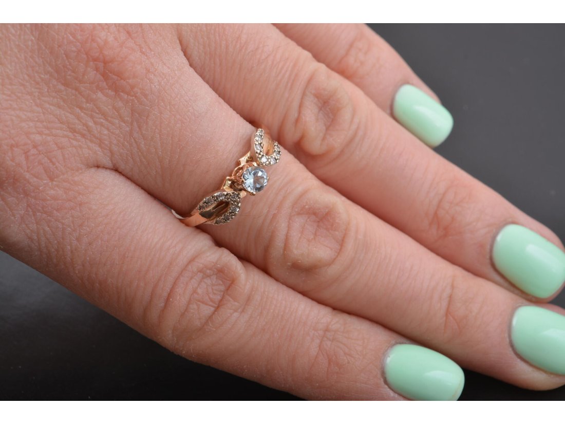 Жіноча каблучка - Купити