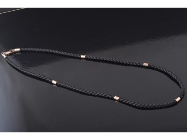 Шовковий шнурок із золотими вставками - Фото Шовковий шнурок із золотими вставками - Купити