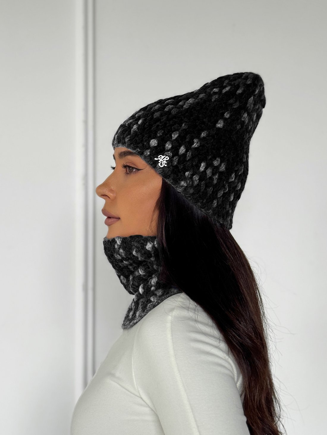 Затишний жіночий комплект шапка та бафф крупної в’язки INNOE 950591-1 Чорний