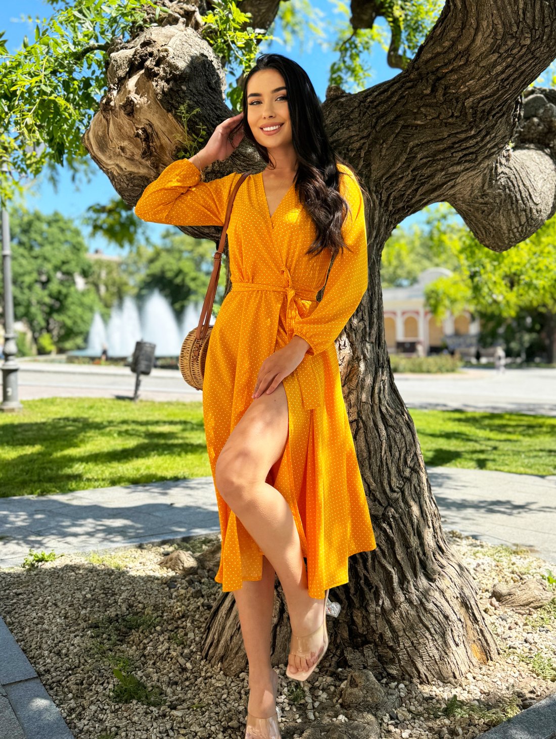 Неперевершене ніжне та романтичне жіноче плаття на запах 270560-1 - Innoe