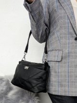 Практична та елеганта чорна жіноча сумка зі штучної шкіри INNOE 350010-3 Чорний