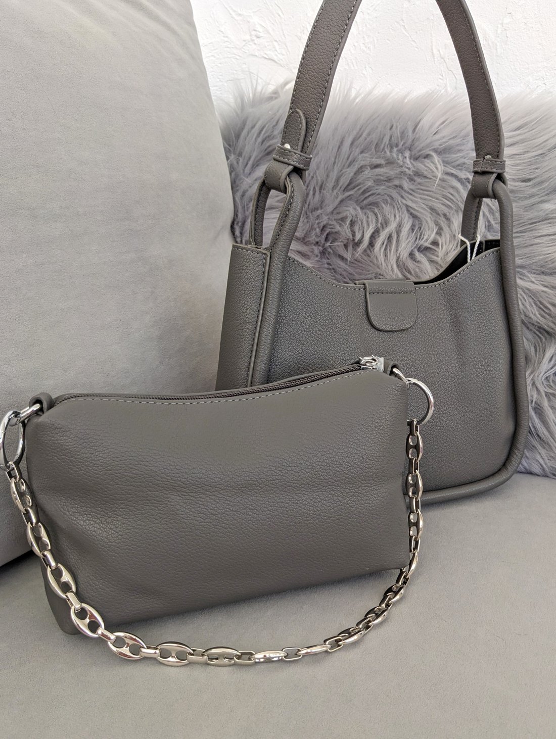 Стильна сумка з мінімалістичним дизайном і внутрішнім органайзером INNOE 350012-1 Тауп