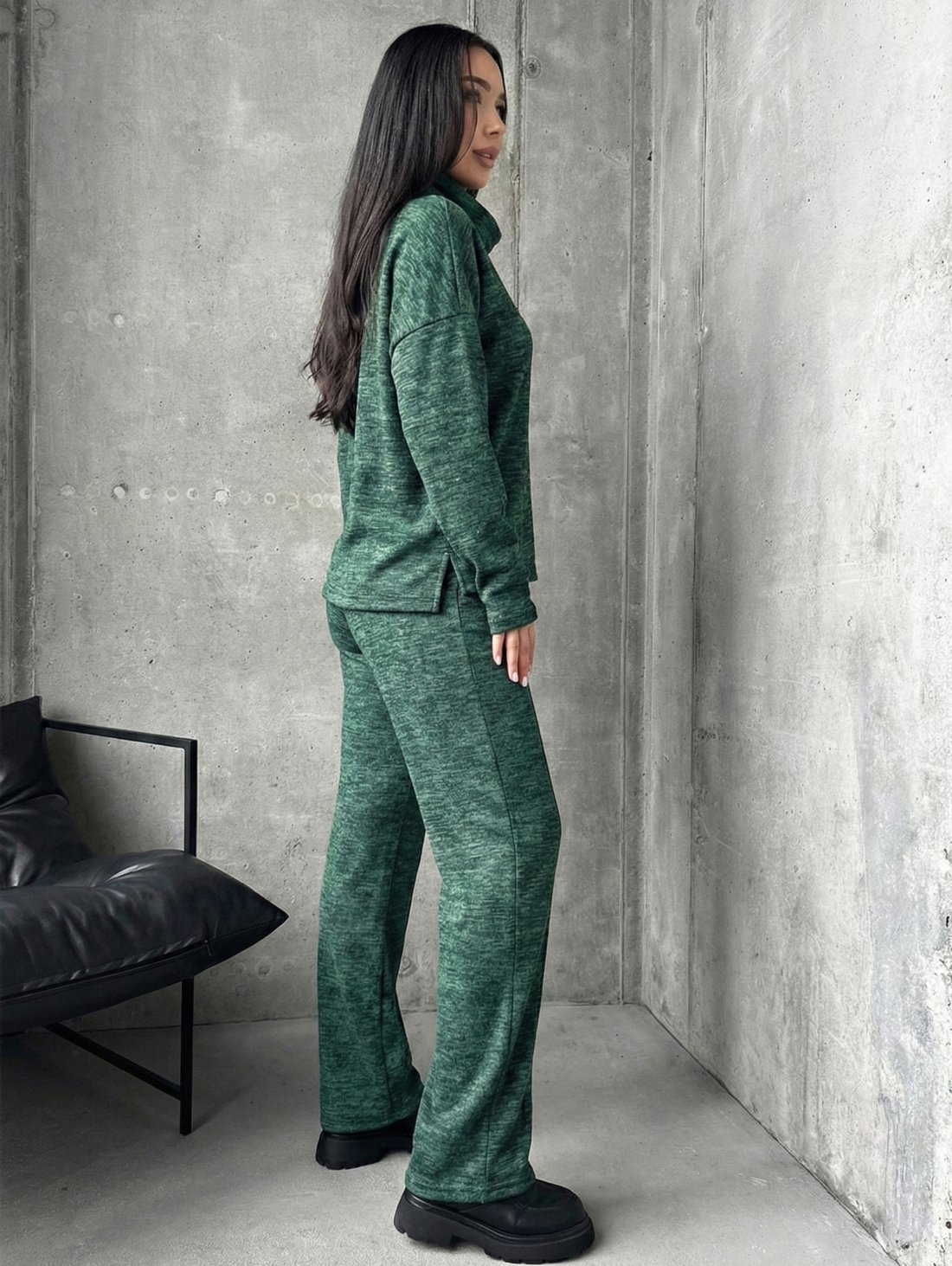 Елегантний теплий комплект – туніка + прямі штани INNOE 210366-4 Зелений
